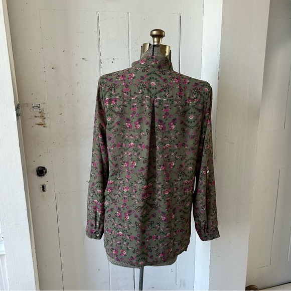 Kut from the Kloth Sheer Floral Twist Front Blouse Top - Picture 4 of 16